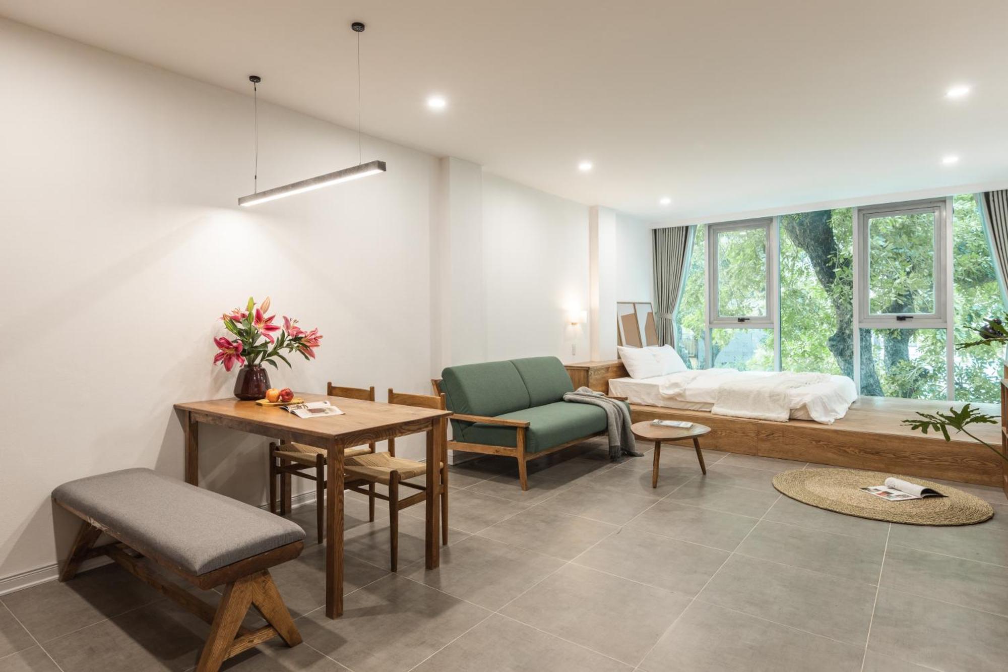 Sunny Building In Old Quarter-lift Access-washer-train Street Apartment Hanoi