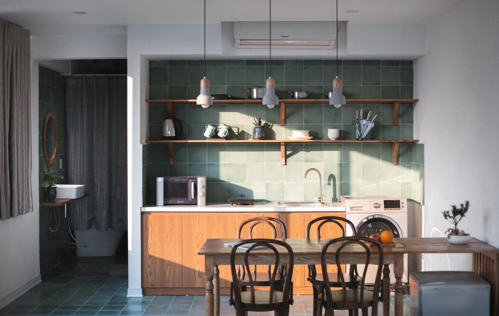 Sunny Building In Old Quarter-lift Access-washer-train Street Apartment Hanoi